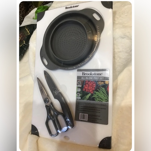 Brookstone All in one-4 Piece Food PREP Set  NEW! - Picture 2 of 9